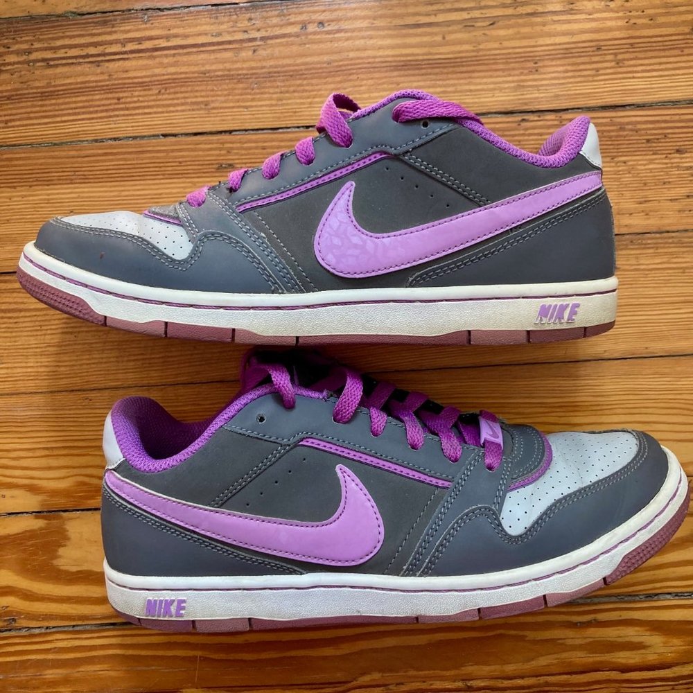 Nike Dunk Low women's size 8